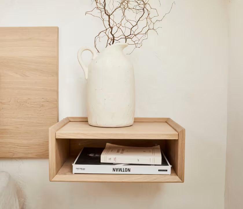 Table de chevet murale en bois massif LIVIA