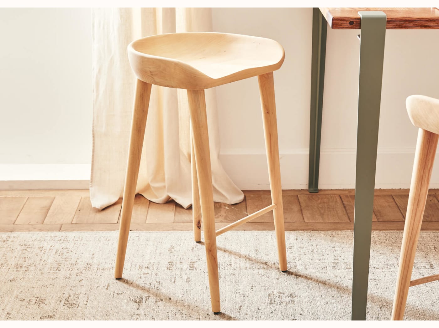 Tabouret en bois LYRA