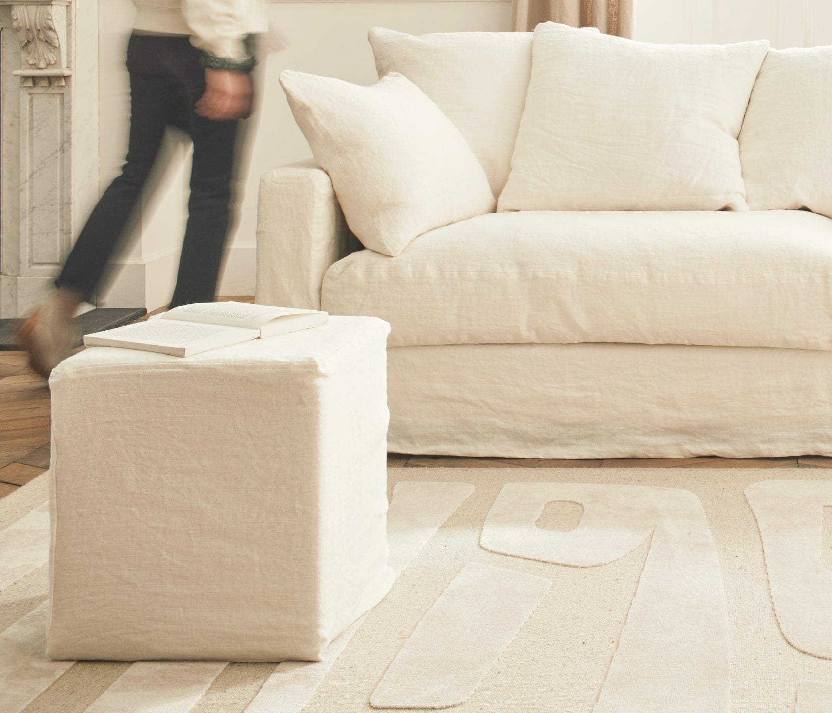 Petit pouf en lin PALM