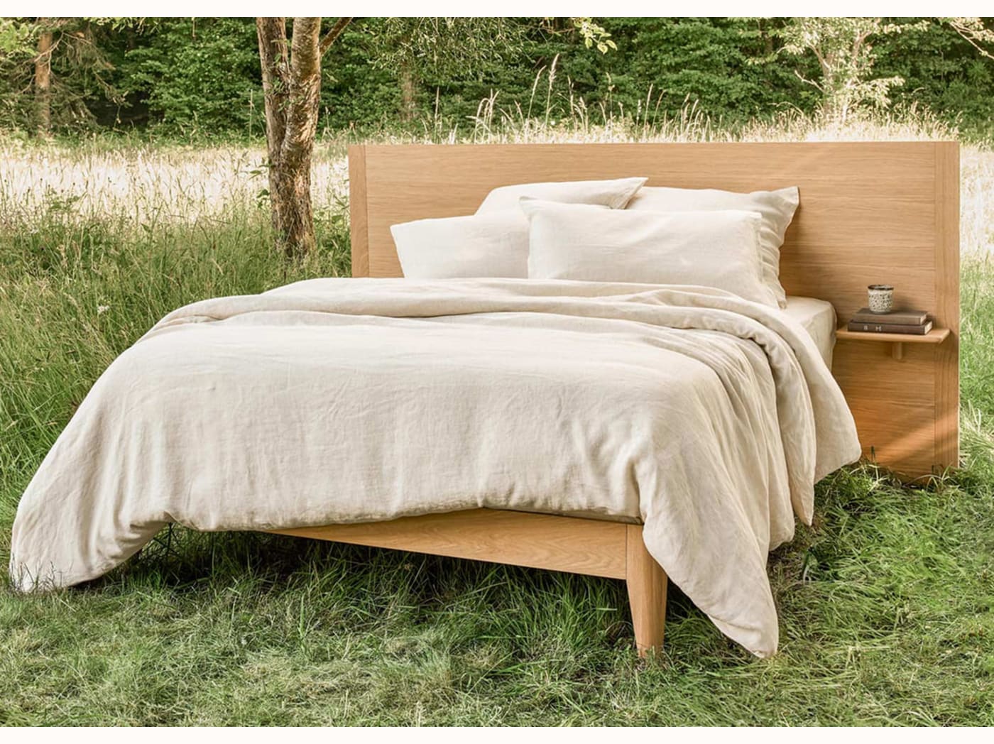 Lit avec sommier en chêne massif CLAIRIÈRE