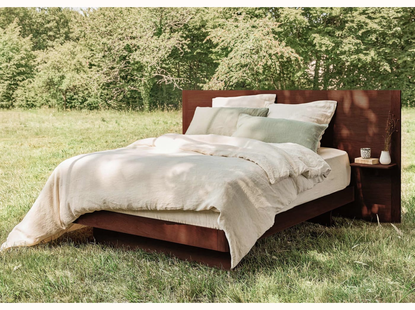 Lit avec sommier en chêne massif HAMAC