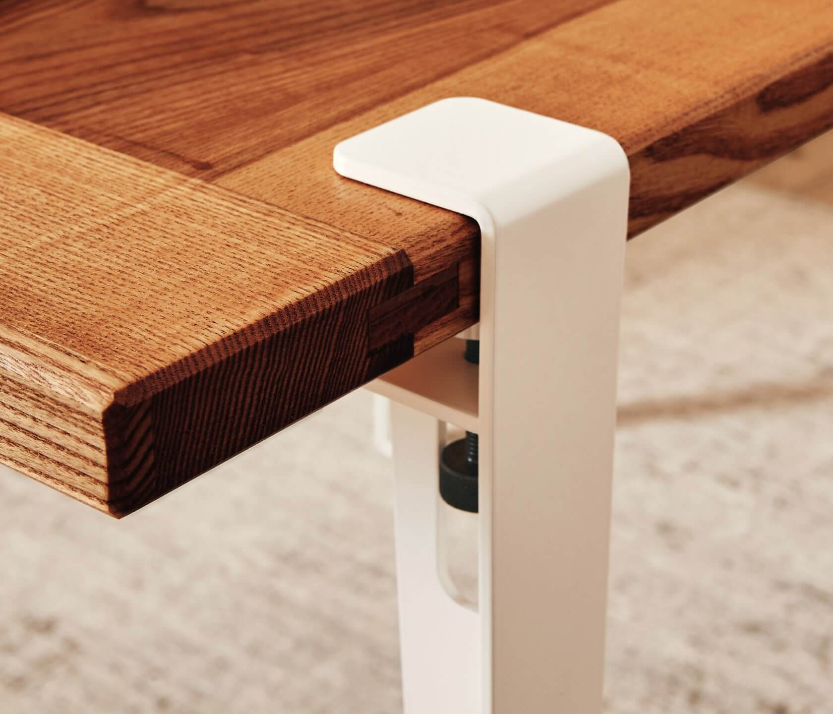 Table à manger en bois massif ÉOS - Kipli x TIPTOE