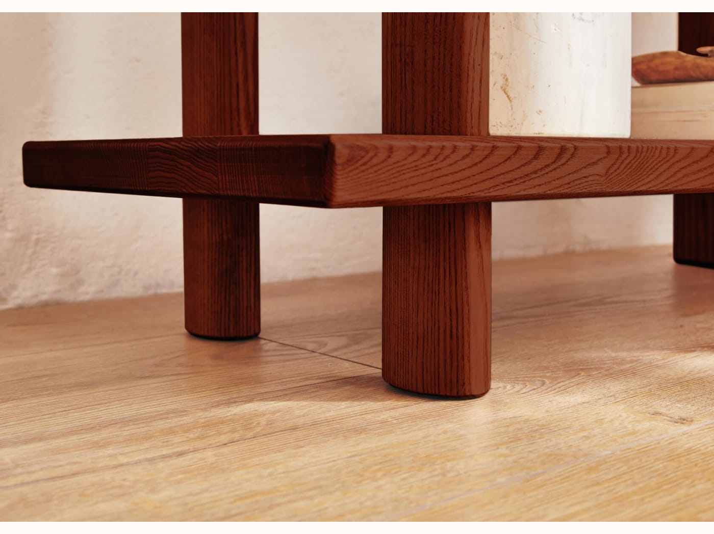 Étagère basse en bois massif TORII