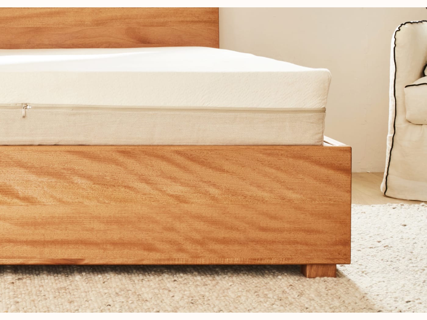 Lit coffre en bois massif LUCA