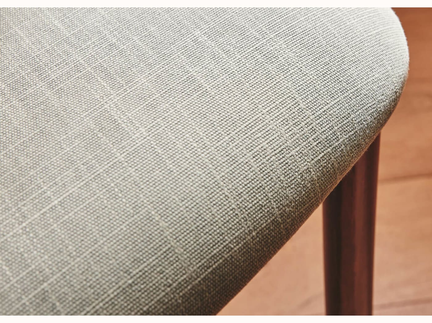 Chaise en bois massif TULIPE (lot de 2)