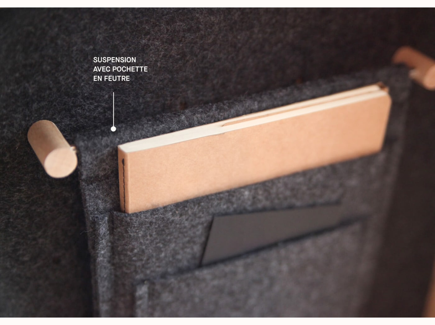 Bureau mural en bois massif Eyao x Kipli