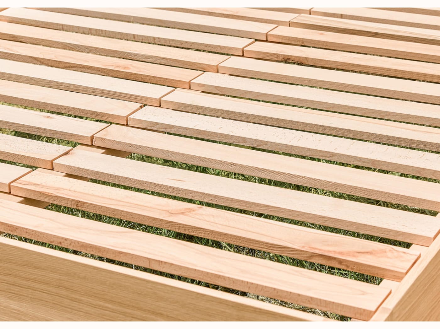 Lit à tiroir en chêne massif NÉNUPHAR