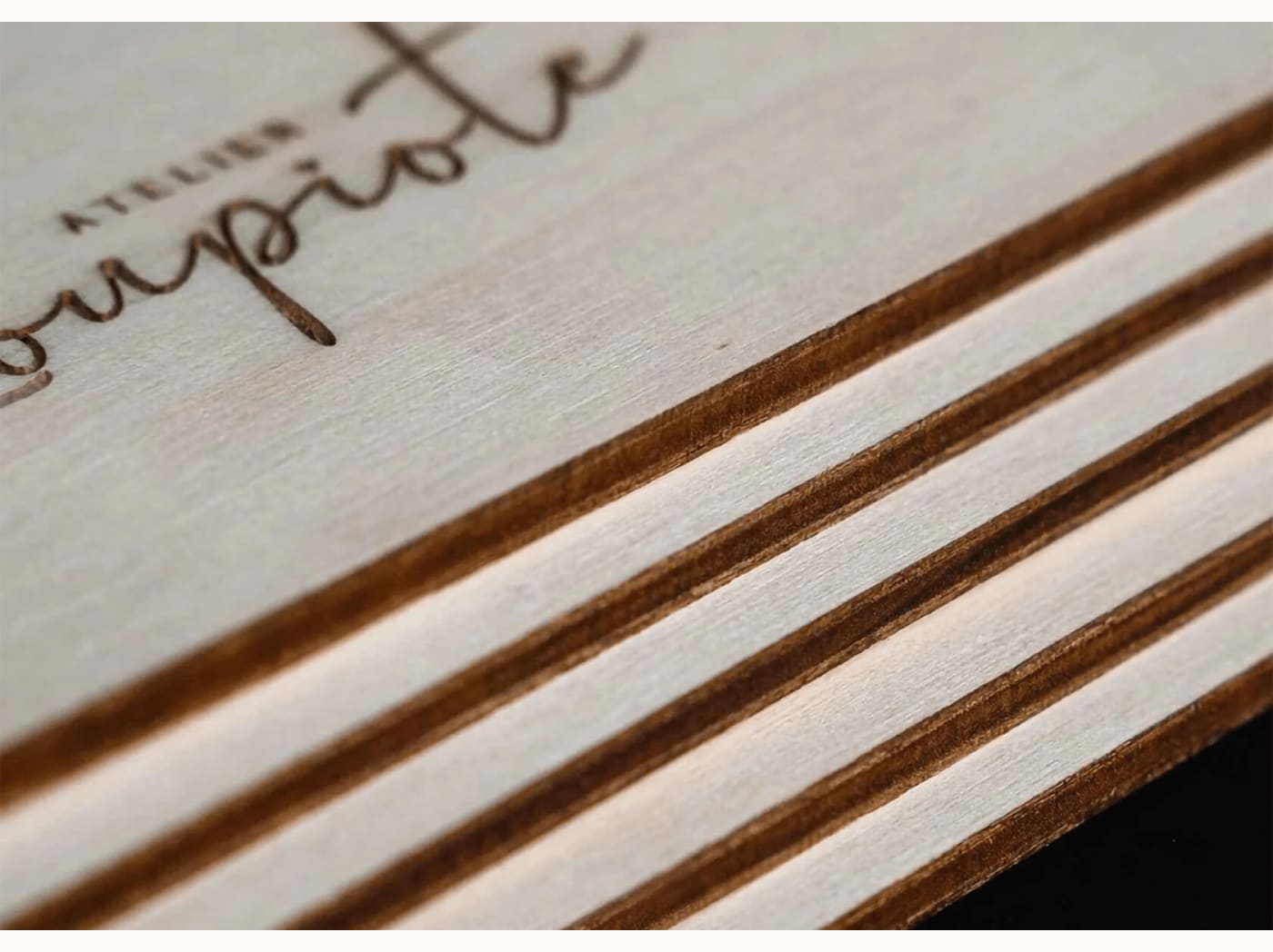 Suspension en bois ALBATROS - Atelier Loupiote x Kipli