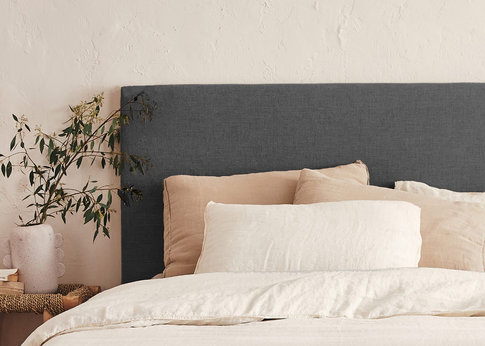 Letto in legno massiccio AVA