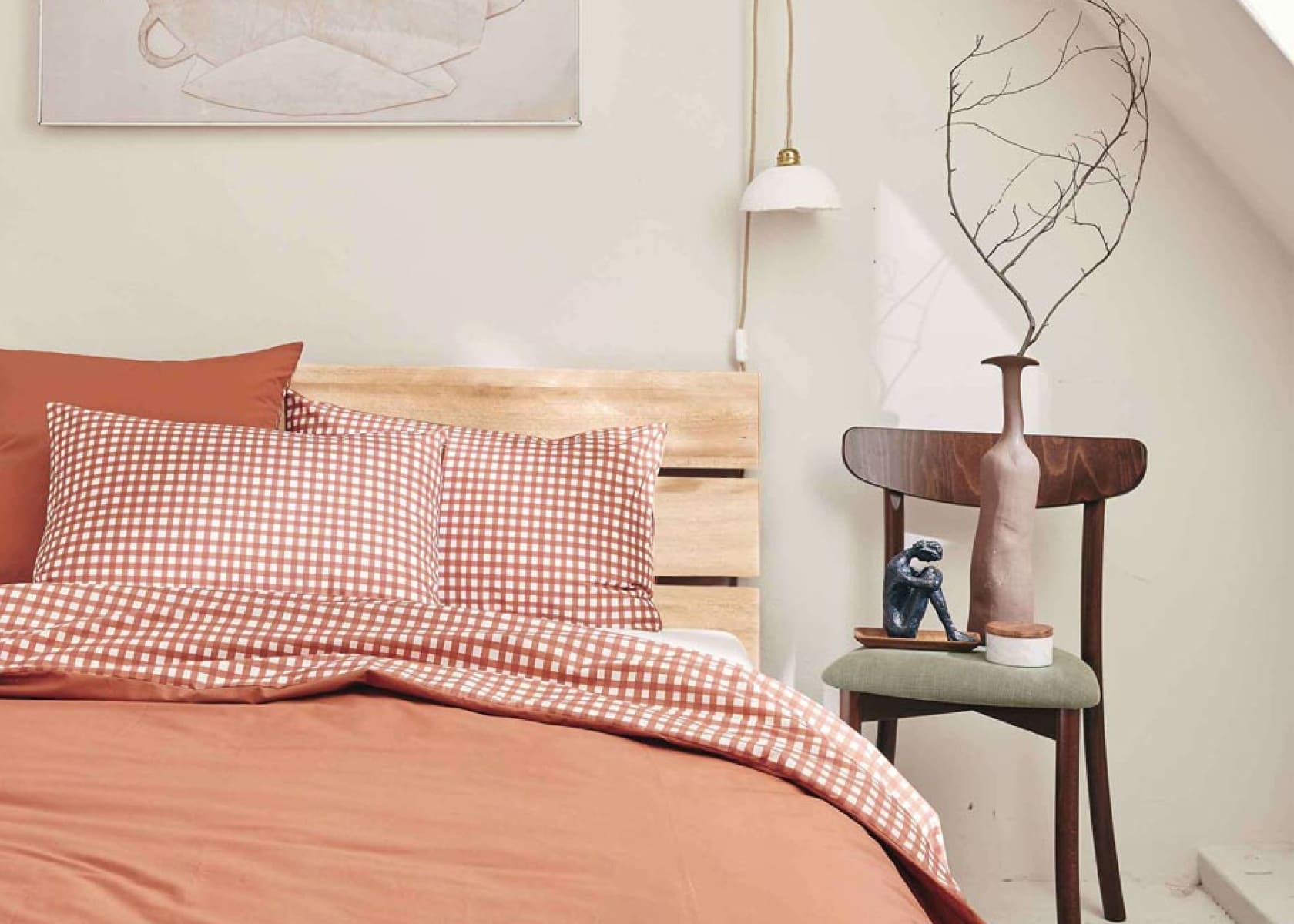 Lit avec sommier en bois massif LUCA