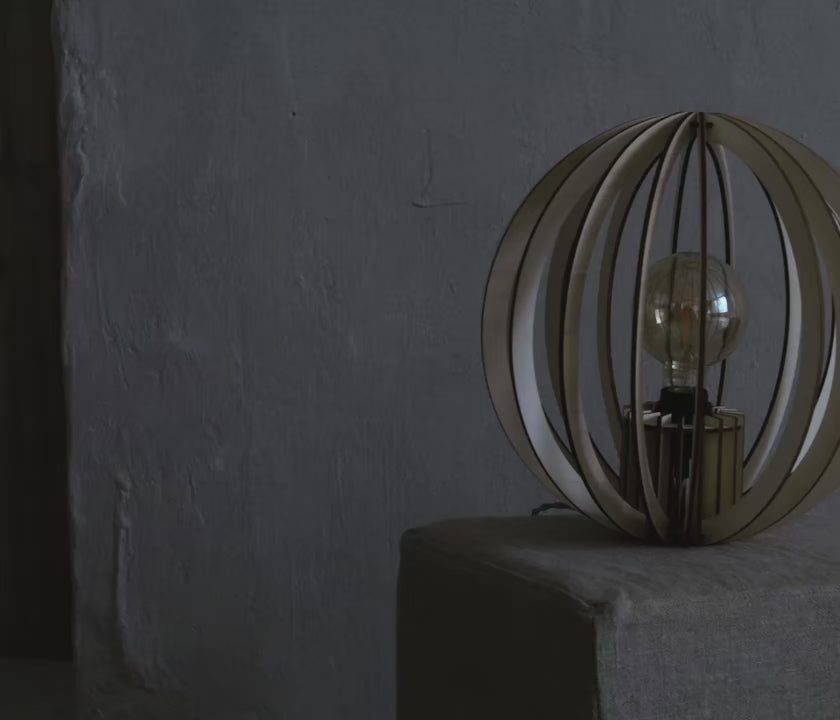 Charger la vidéo : Lampe à poser OYA - Atelier Loupiote x Kipli