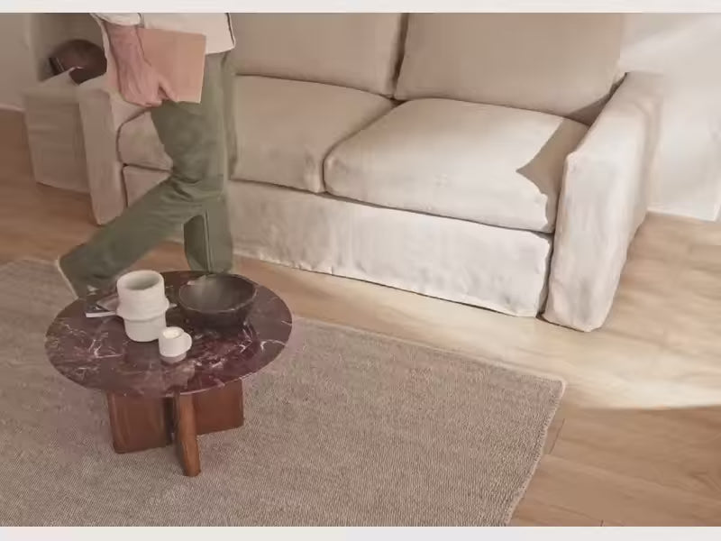 Charger la vidéo : Canapé 2-3 places d'angle avec pouf en lin LENO