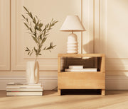 Table de chevet en bois massif AVA