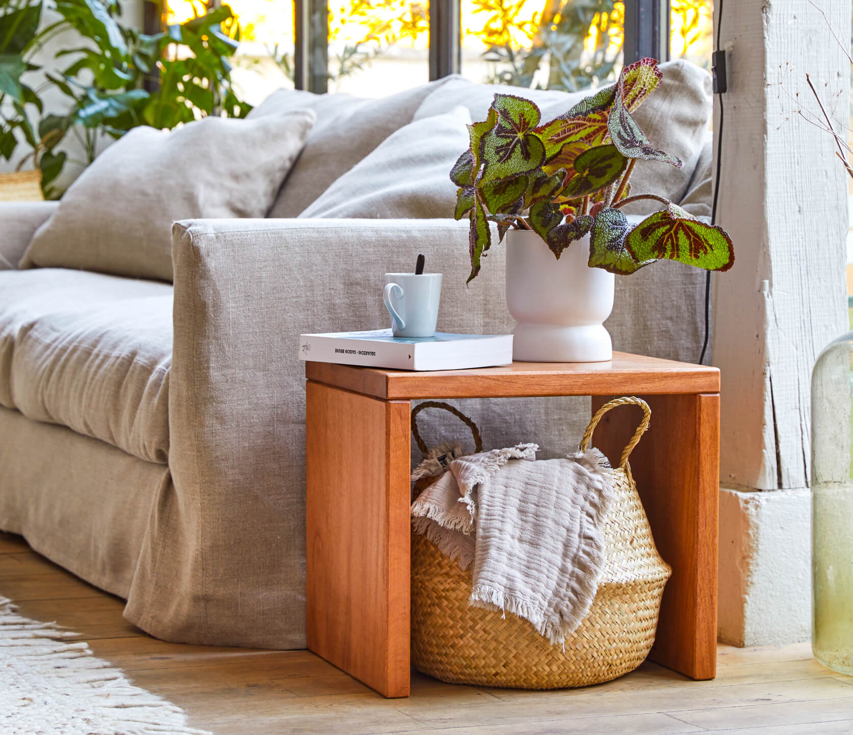 Table de chevet en bois massif LUCA